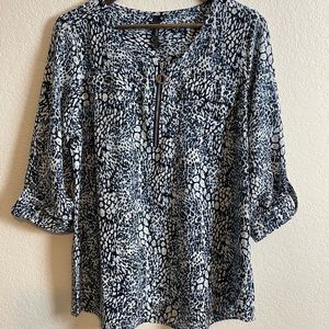 ✨NWT Cathy Daniels stretch blouse✨